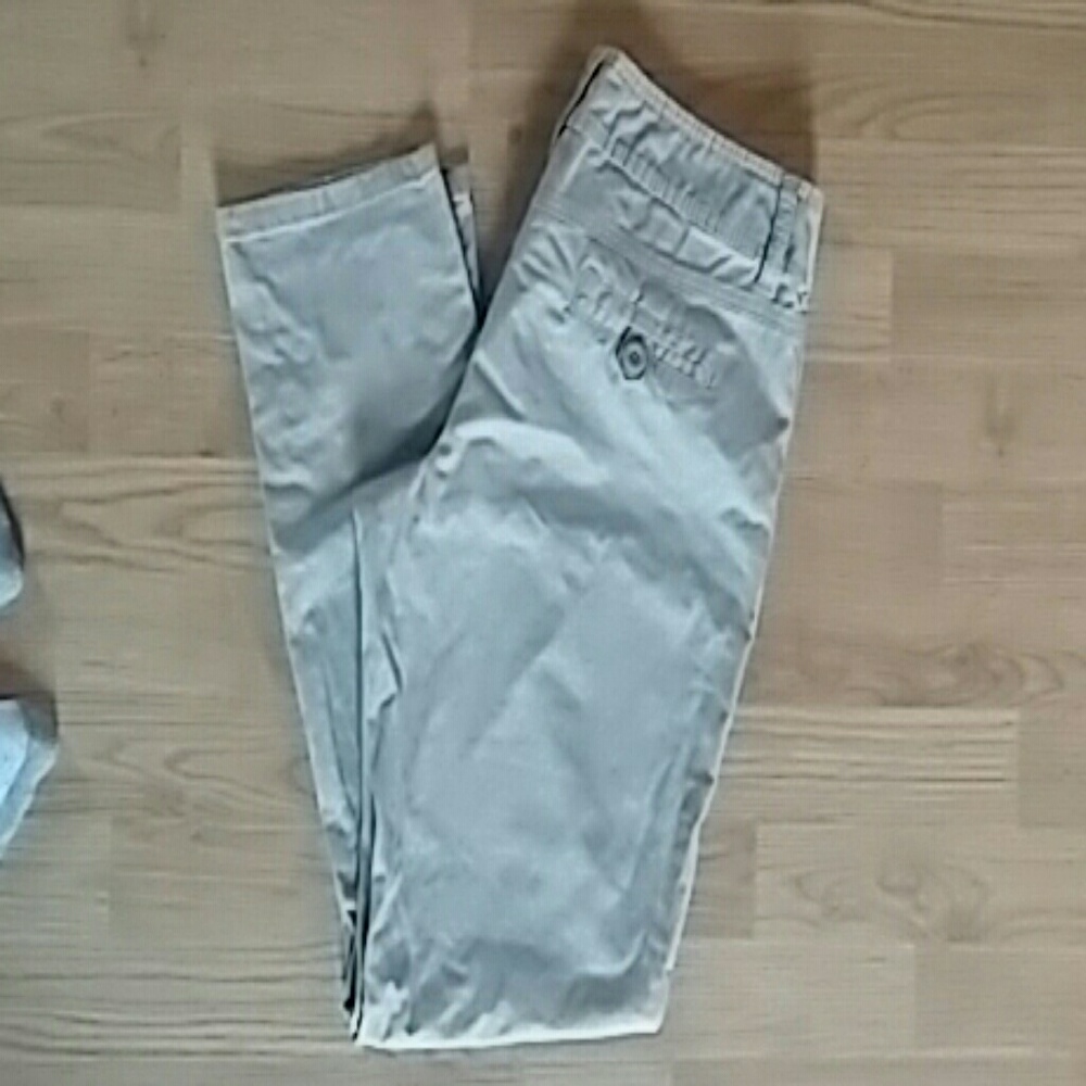 Maurices Skinny Khaki Pants Size 9/10